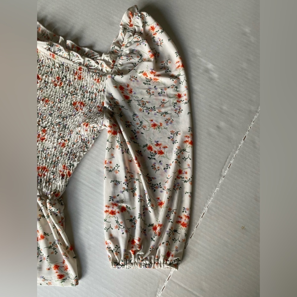 Pink Peony juniors XL off shoulder puff sleeve ditsy floral ruched crop top - Picture 5 of 6